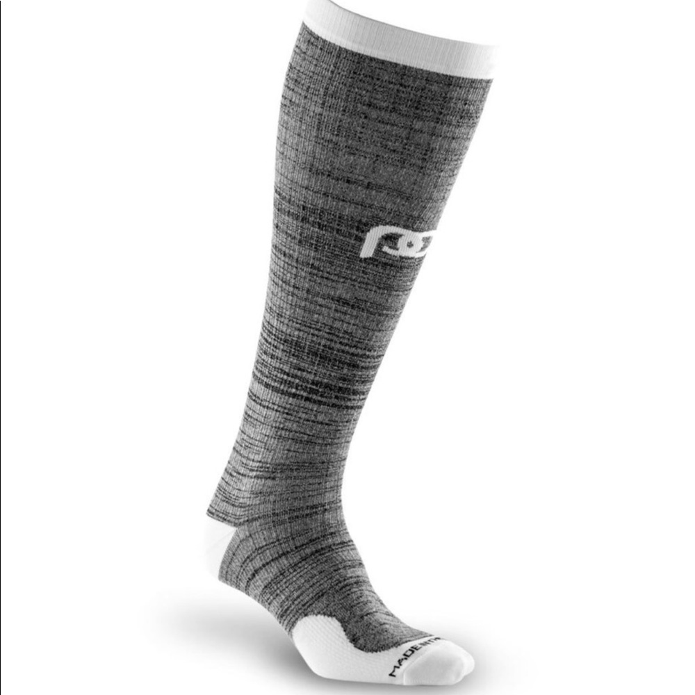 Compression socks - Picture 4 of 5